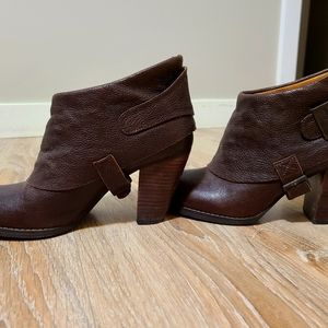 JNBY since 1994 high heels